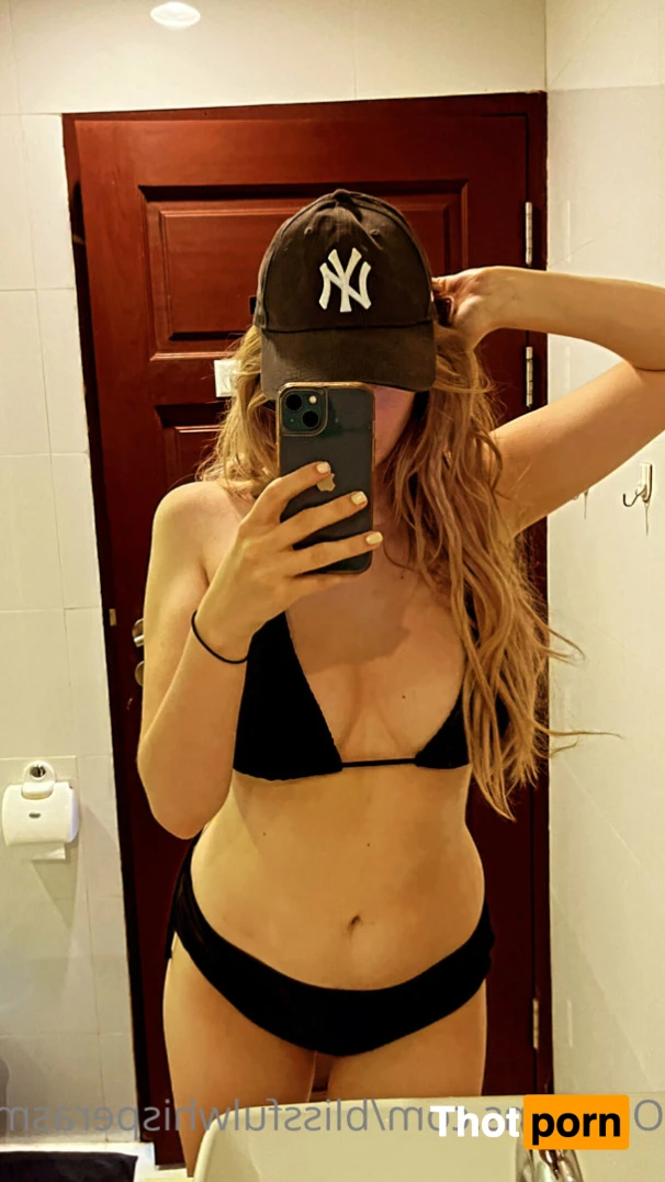 Blissful Whisper ASMR 🦋 10978535