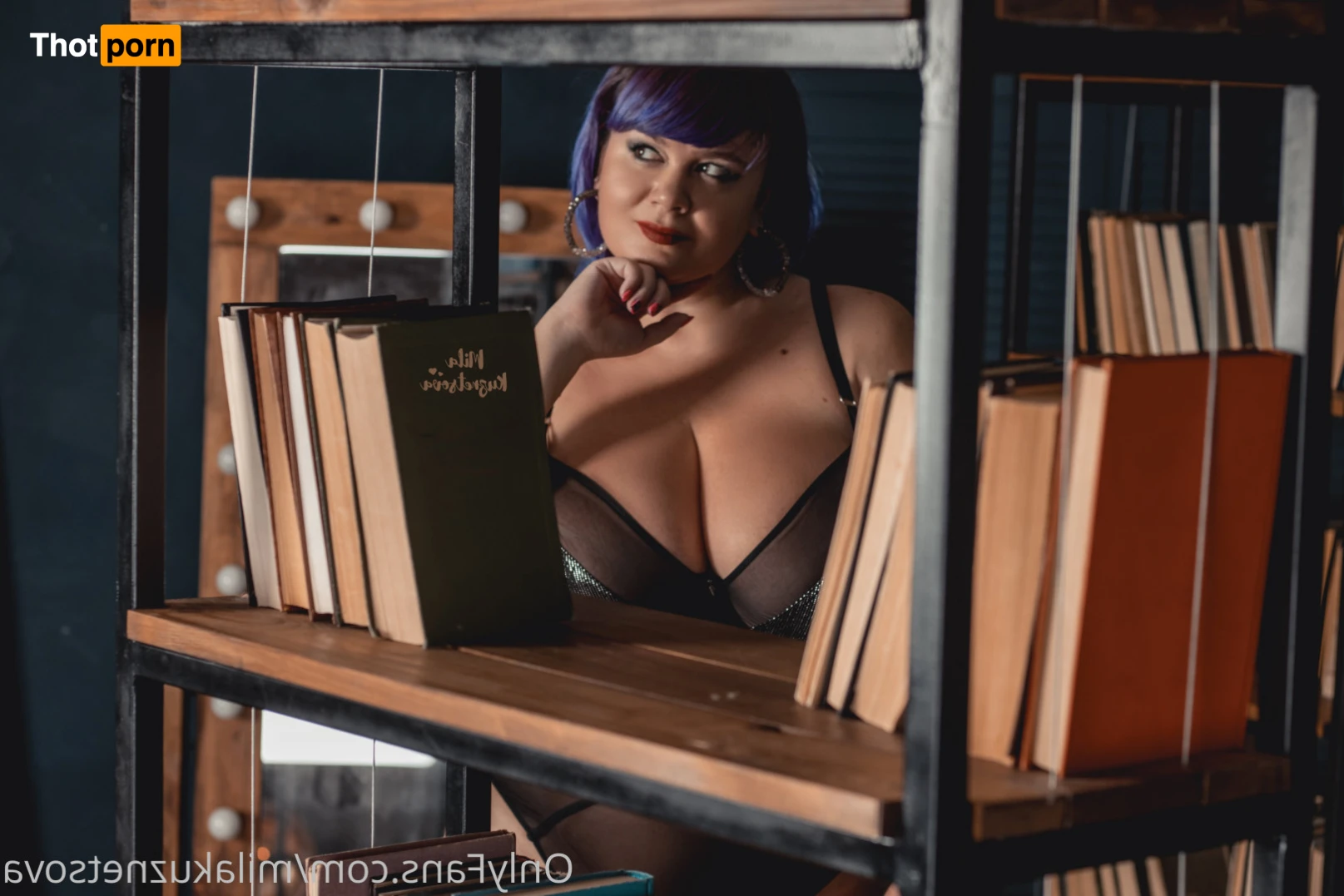 Mila Kuznetsova 14864686