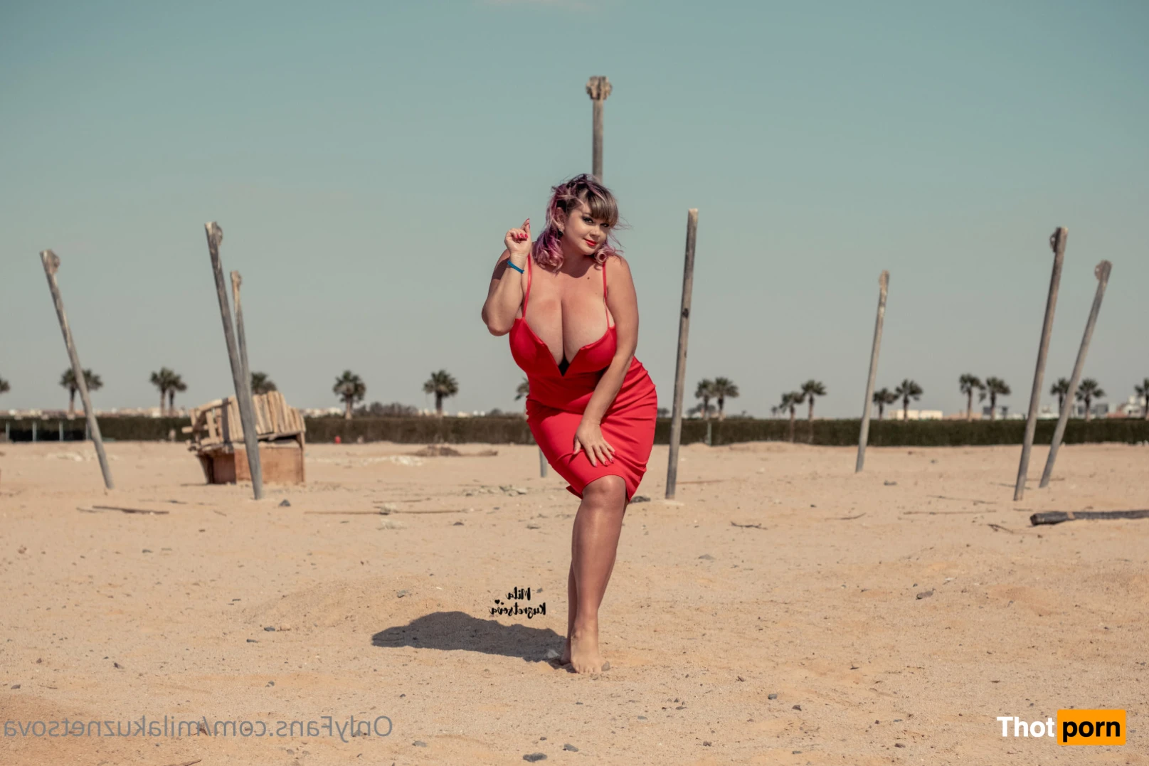 Mila Kuznetsova 14864772