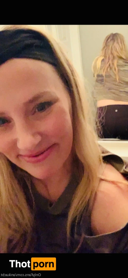 Cock &amp; Ball Trampling Girls 11461023