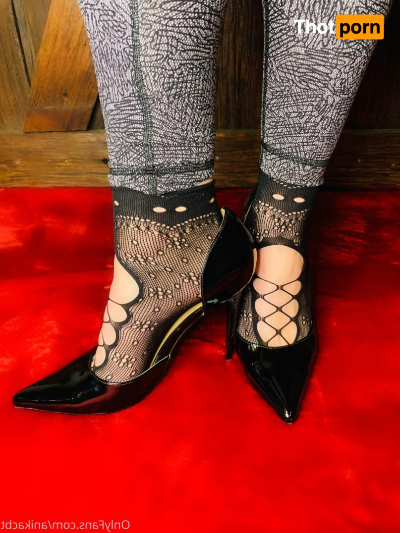 Cock &amp; Ball Trampling Girls 11461565