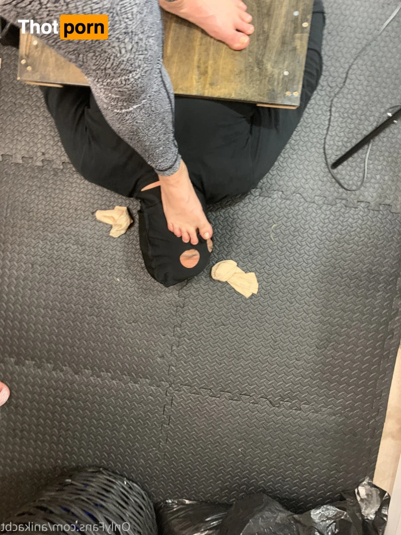 Cock &amp; Ball Trampling Girls 11461704