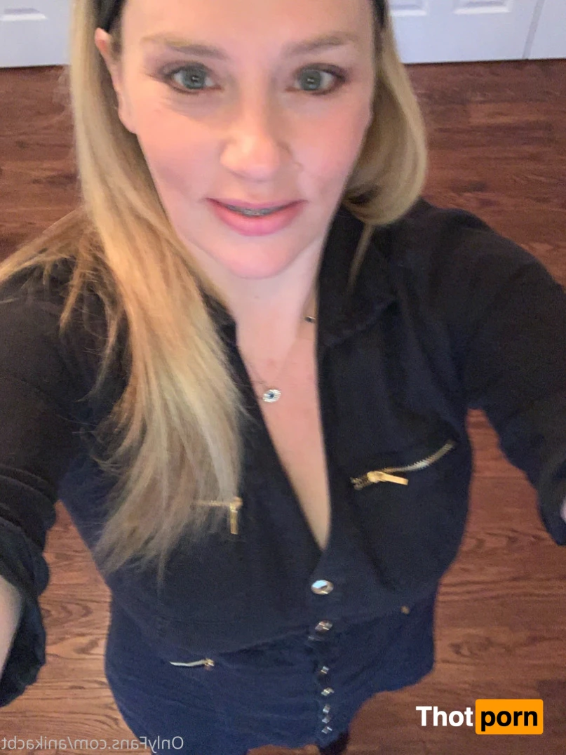 Cock &amp; Ball Trampling Girls 12624542