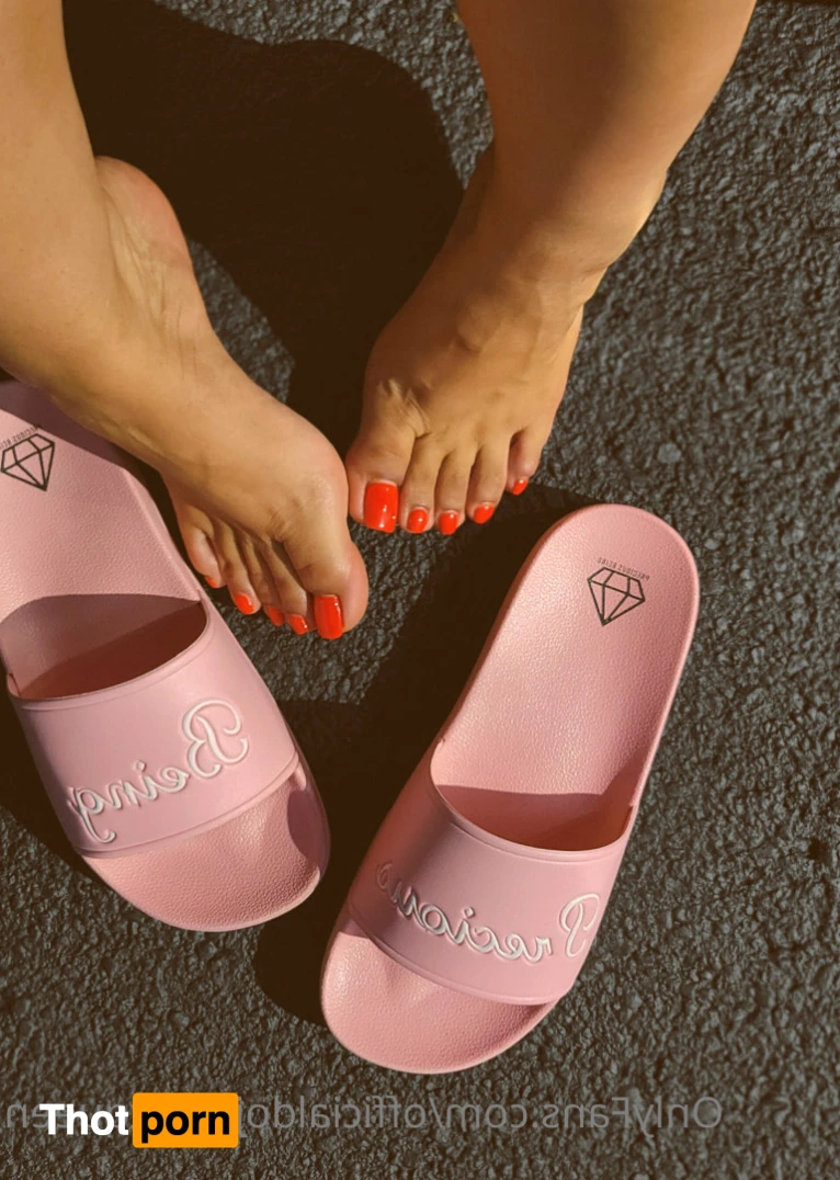 Dojafootqueen 13695792