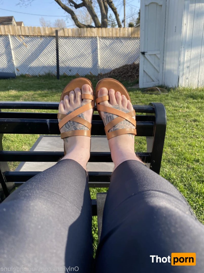 hairy alt bby 15663834