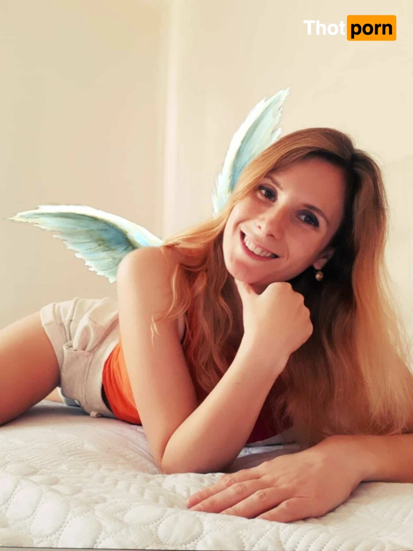 EllyEdelweiss 10858797