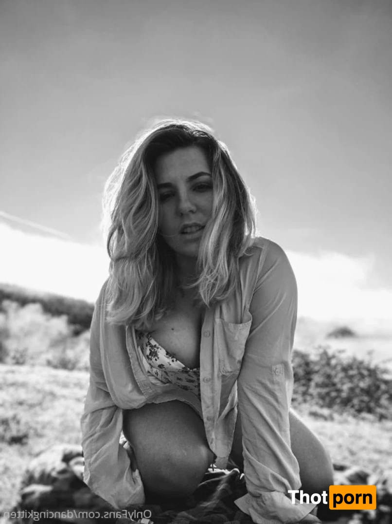 Claire Johnson 15718787