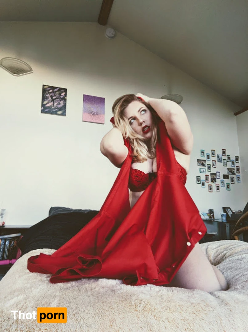 Claire Johnson 15722273