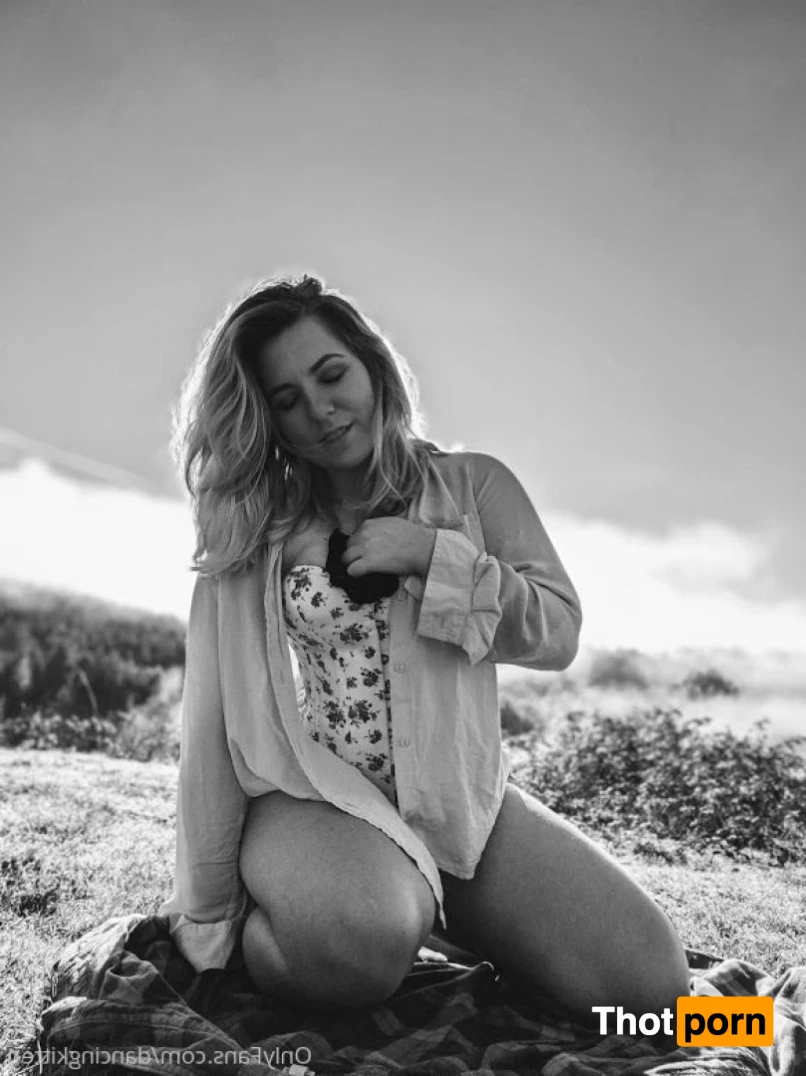 Claire Johnson 15725444