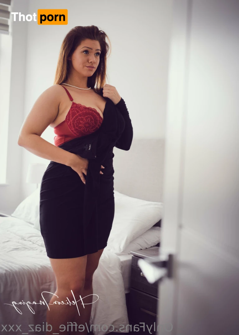 🎀 Effie Diaz 🎀 16552724