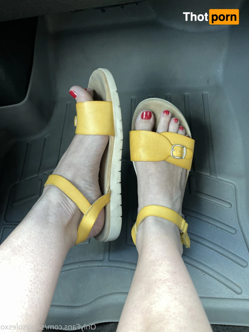 Victoria Soles 11385586