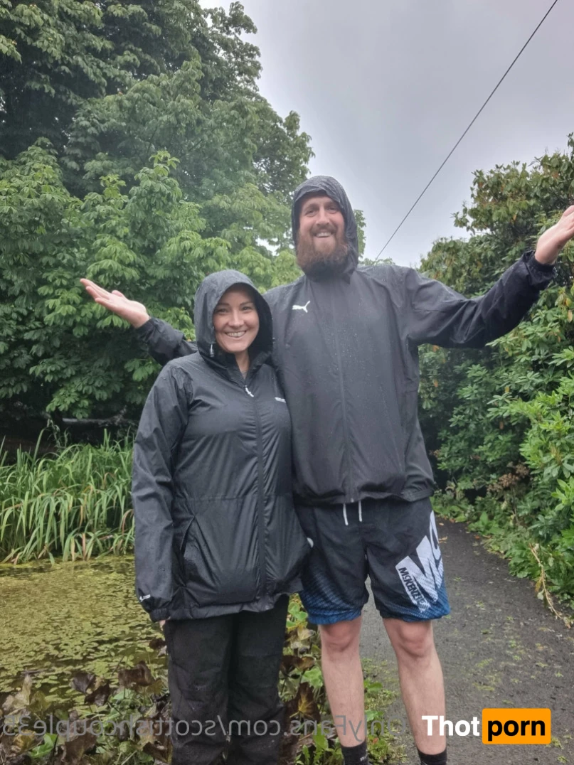 scottishcouple35 16378349