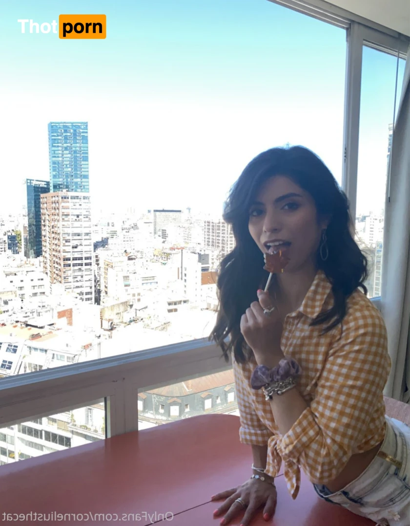 CorneliusTheCat 🐱 15961736