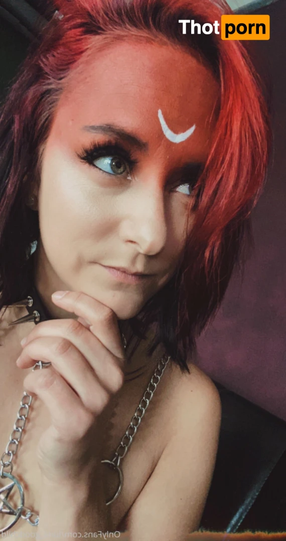 Luna Goodchild 16347328