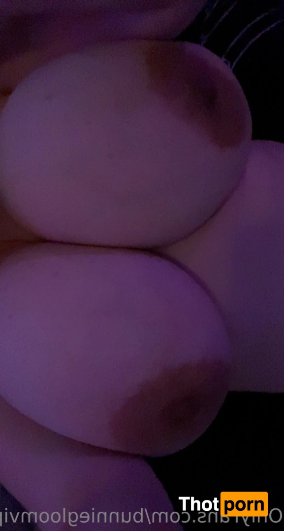 Bunnie Burrow- Bunnie Gloom VIP 15640692