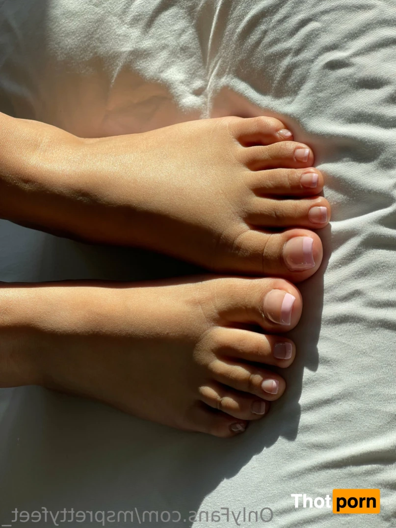 Ms Pretty Feet💗 14358491