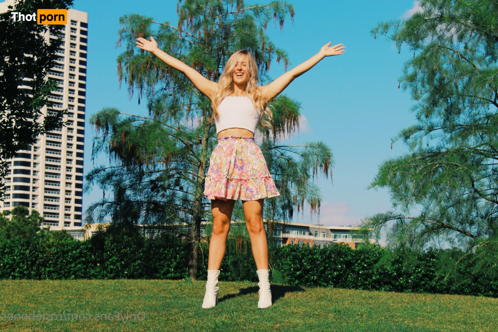 🌹Rosie Bones🦴 11776588