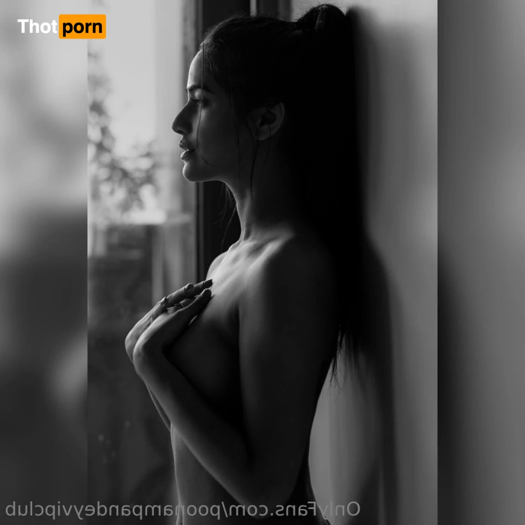 Poonam Pandey 6736776