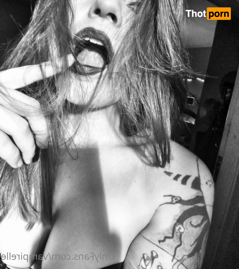 goat.redhead 16344615