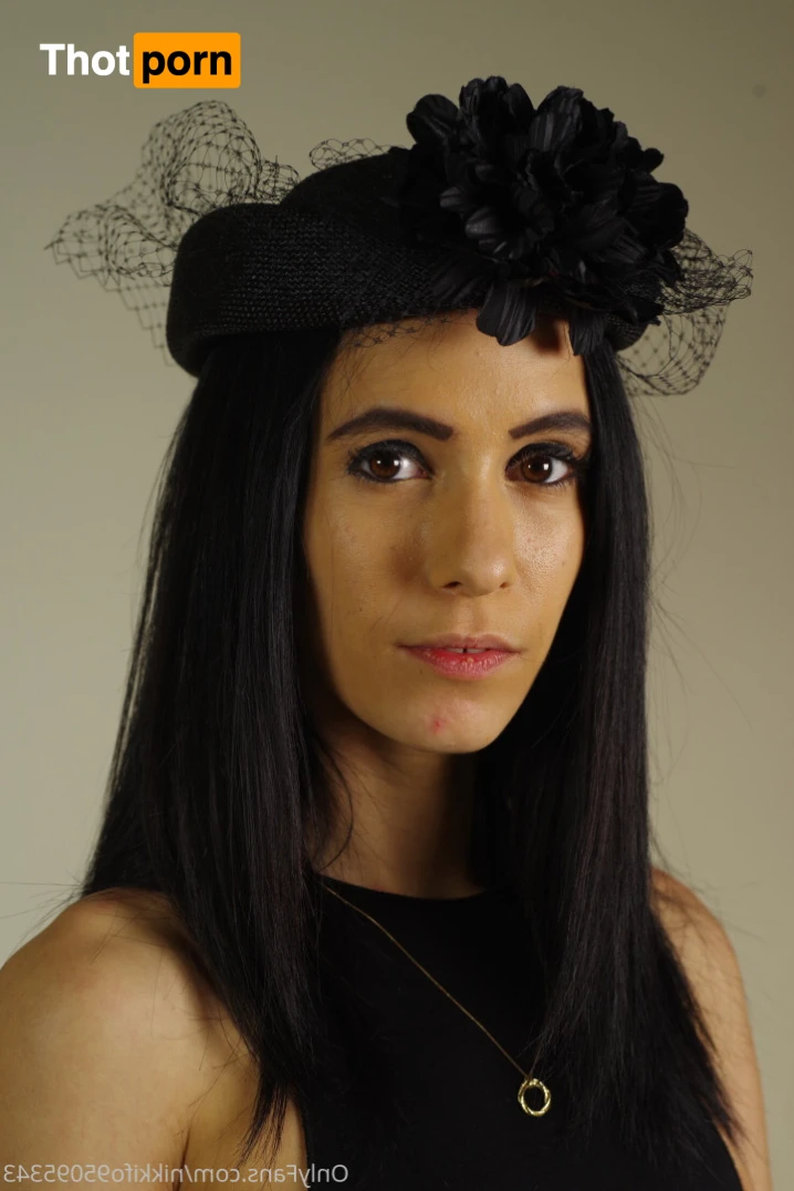 nikkifo95095343 13839268