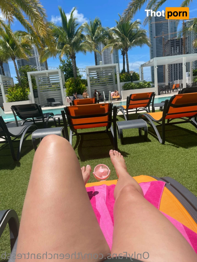 Enchantress 15873176