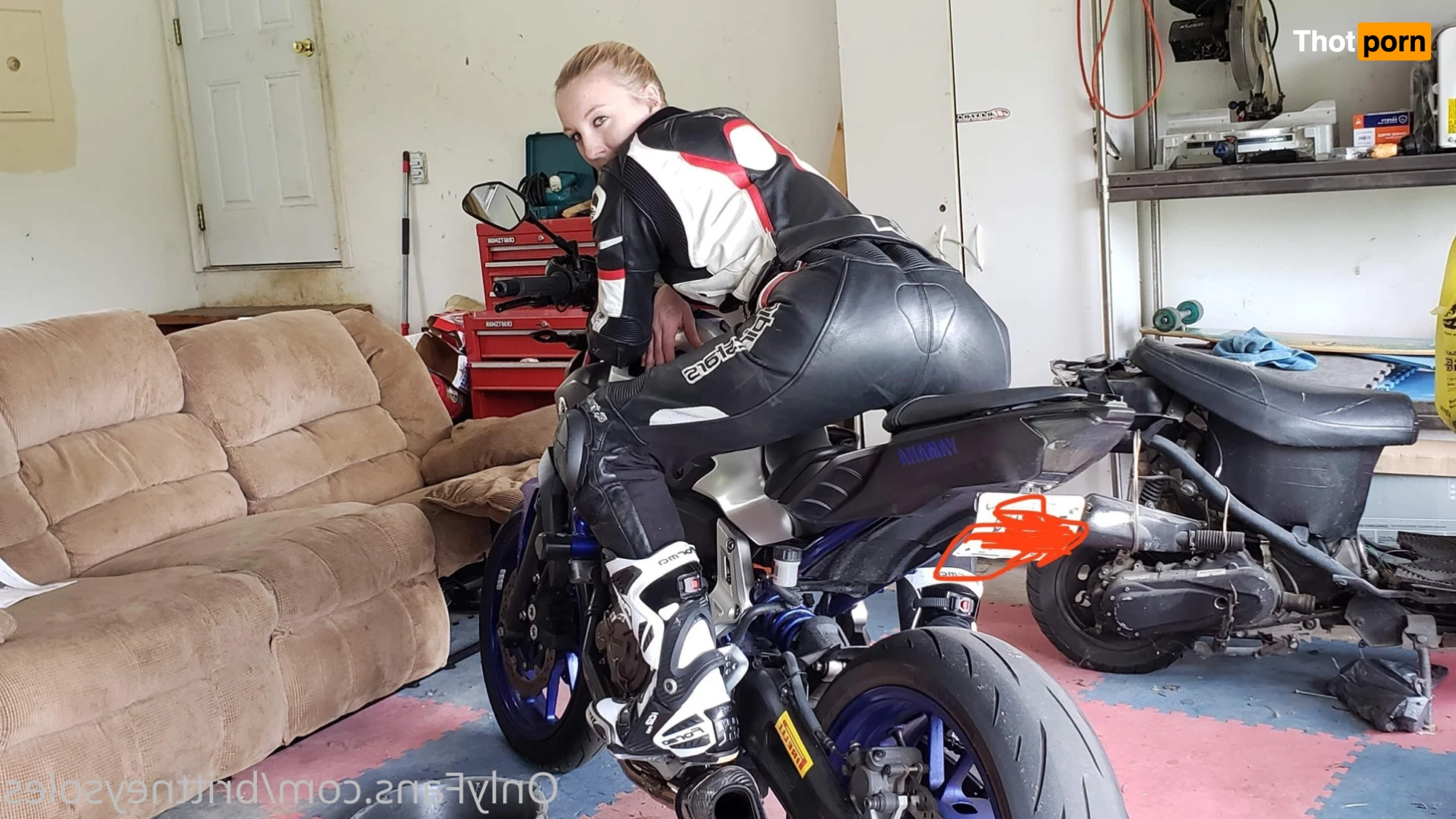 Brittney Soles 14529280