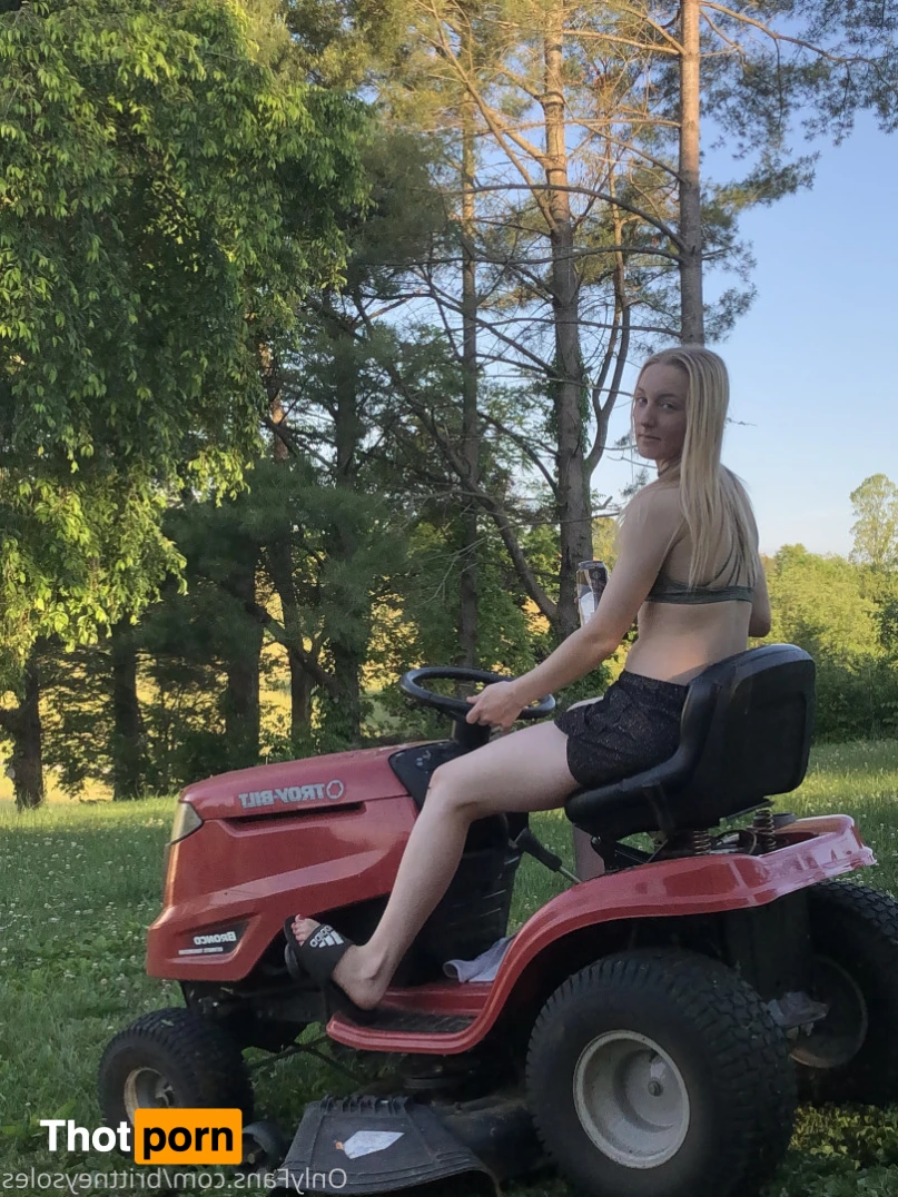 Brittney Soles 14567218