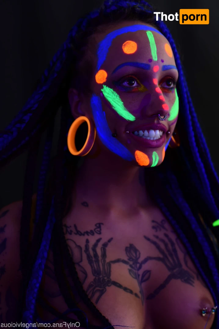 AngelVicious 12627413