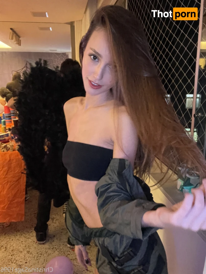 christinasage1996 15063588