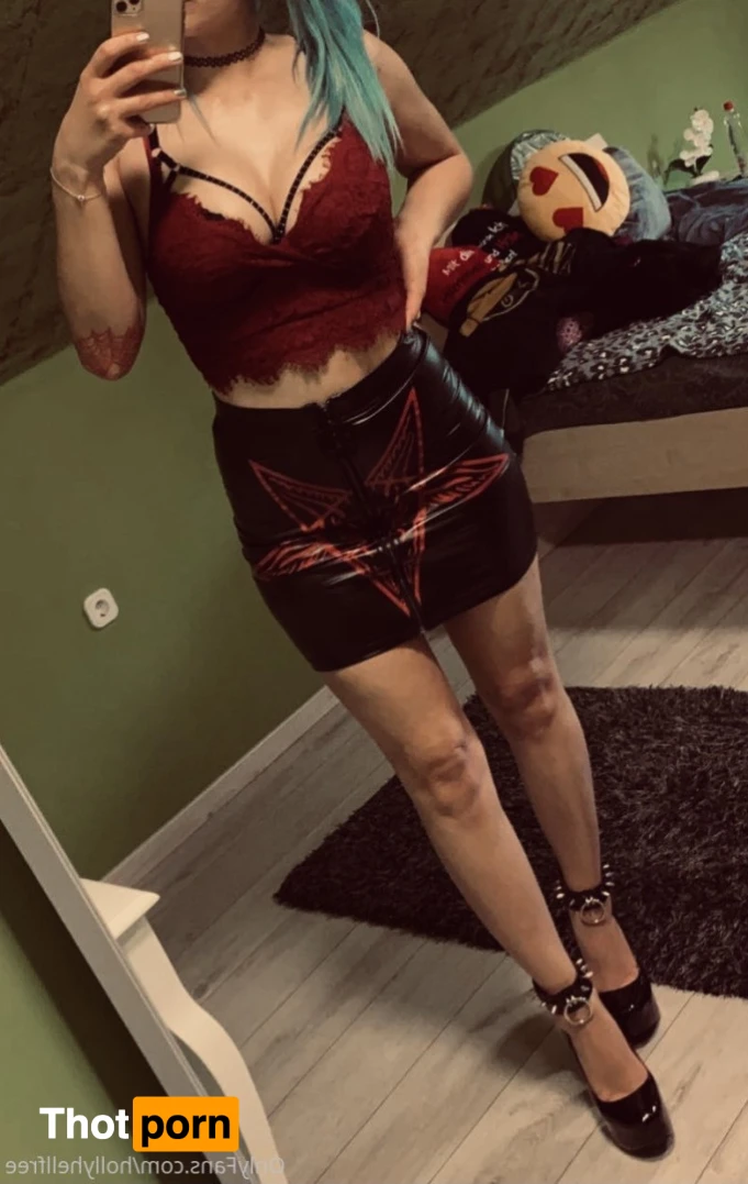 🧁•𝓗𝓸𝓵𝓵𝔂•🧁 15252640