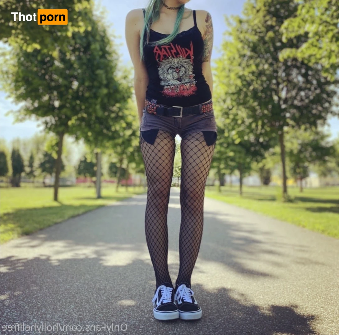 🧁•𝓗𝓸𝓵𝓵𝔂•🧁 15262655