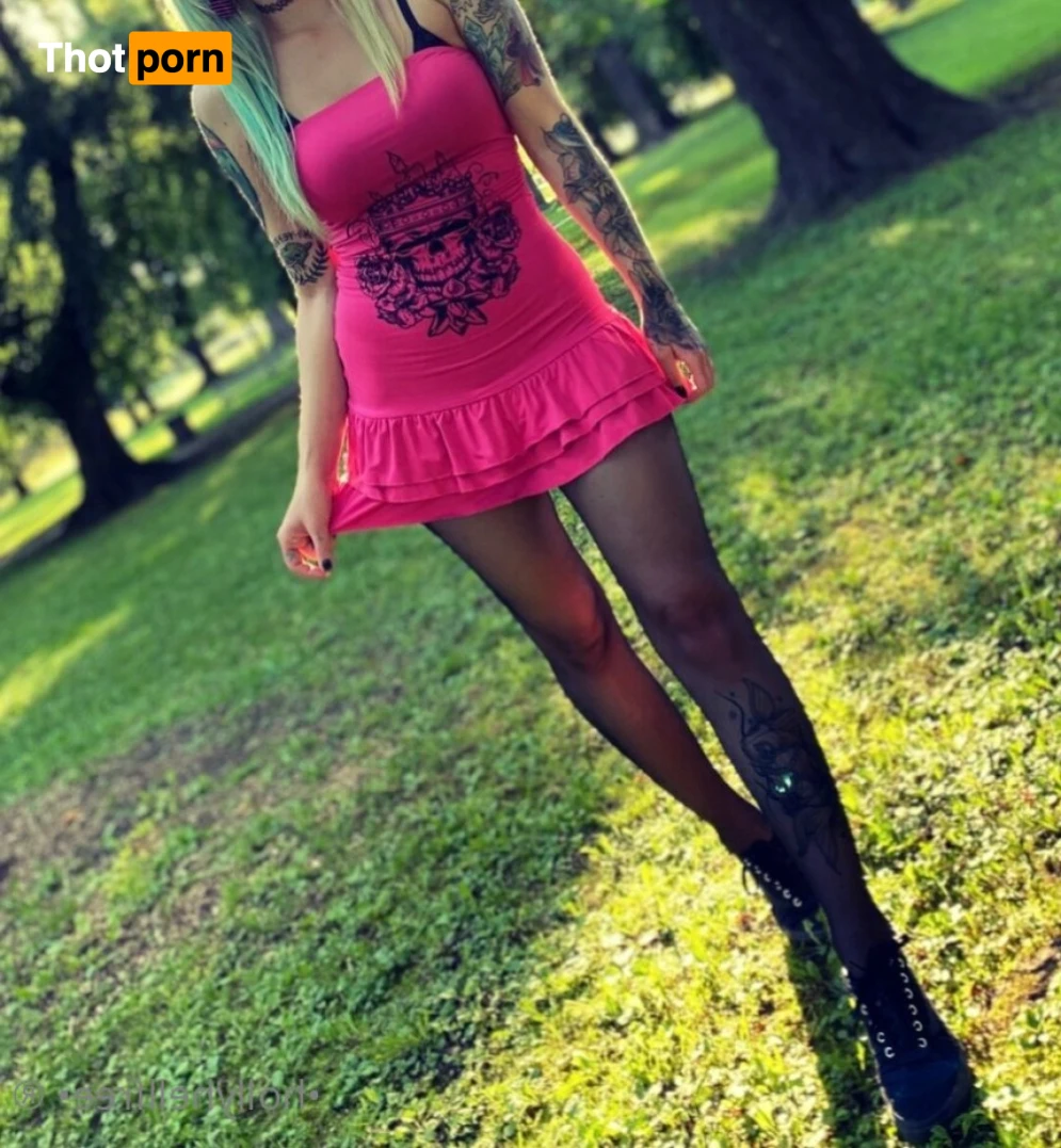 🧁•𝓗𝓸𝓵𝓵𝔂•🧁 15293228