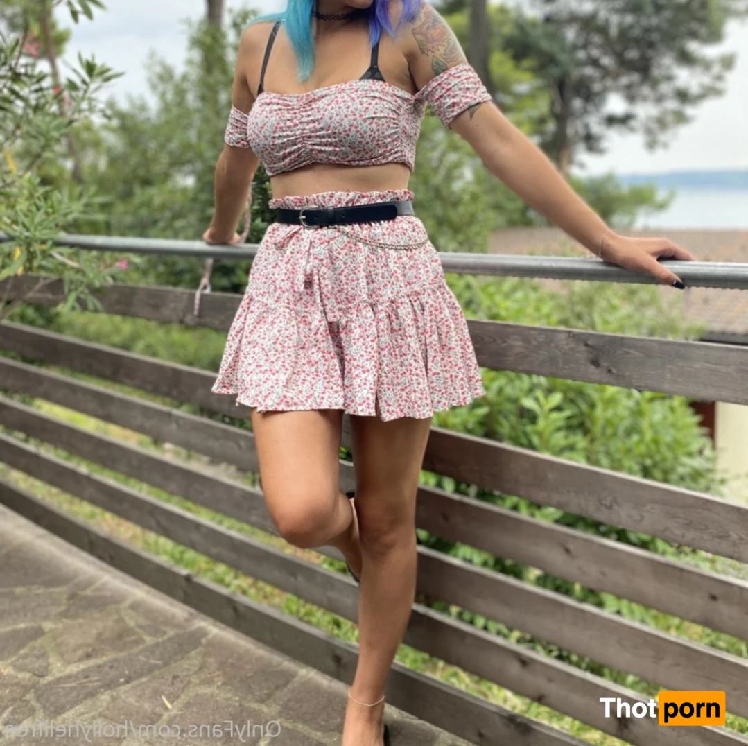 🧁•𝓗𝓸𝓵𝓵𝔂•🧁 15295357