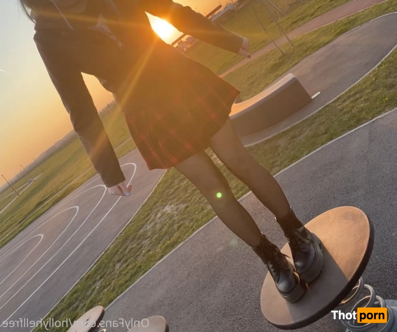 🧁•𝓗𝓸𝓵𝓵𝔂•🧁 15310603