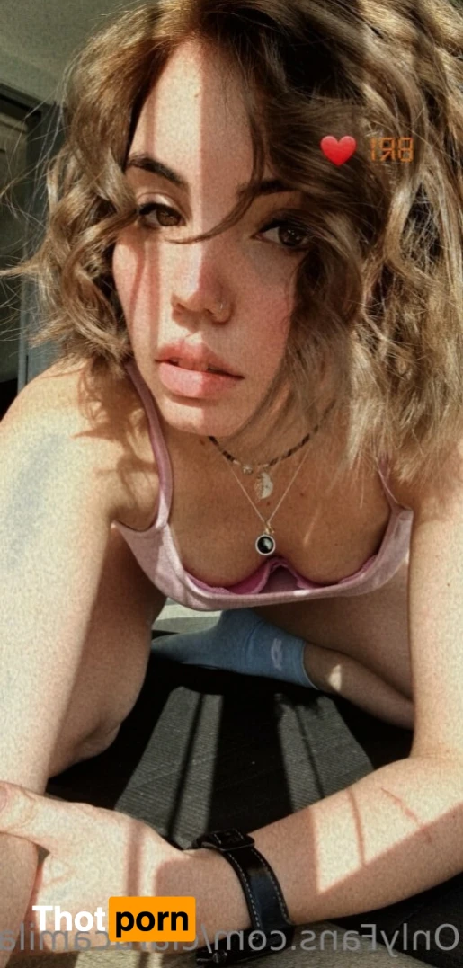 claracamila 15386226