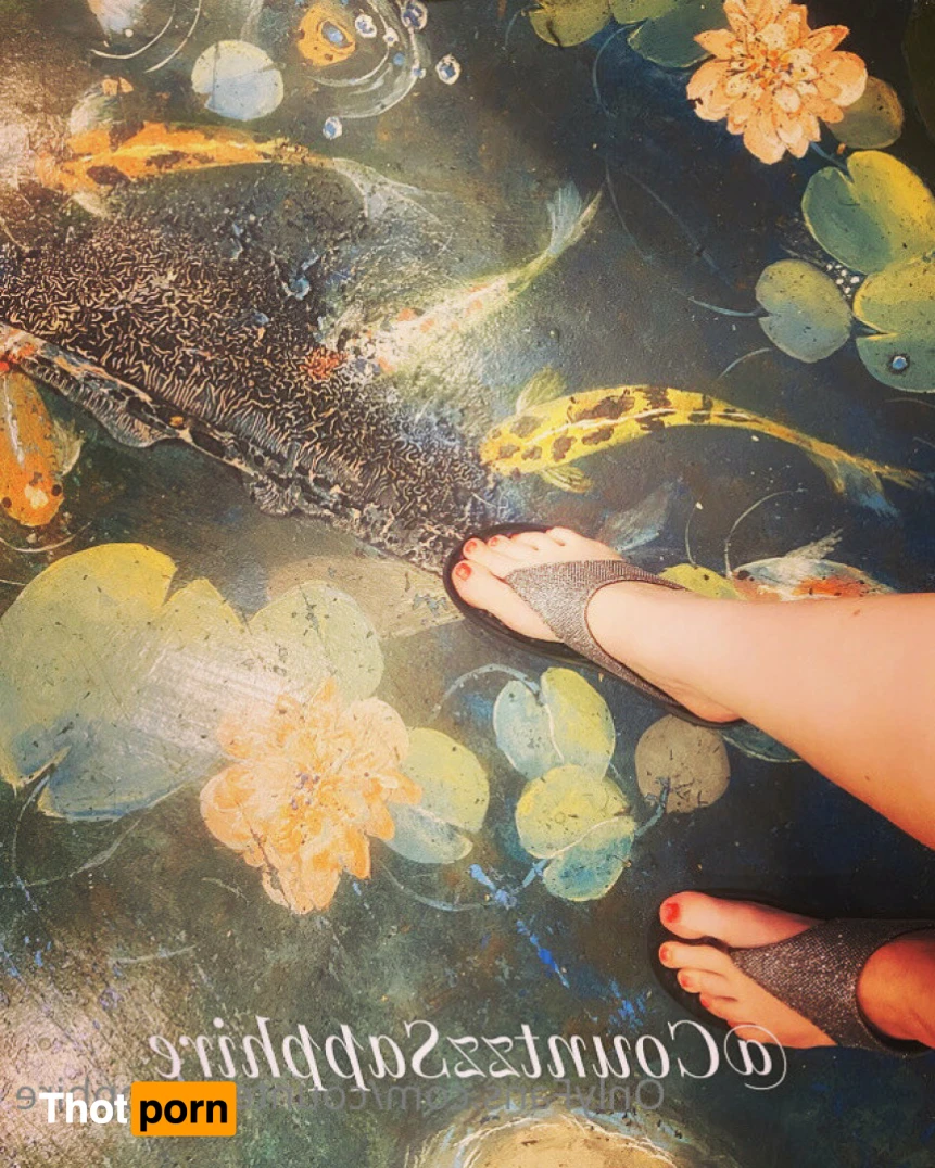 Ms. Sapphire Blue 14575495