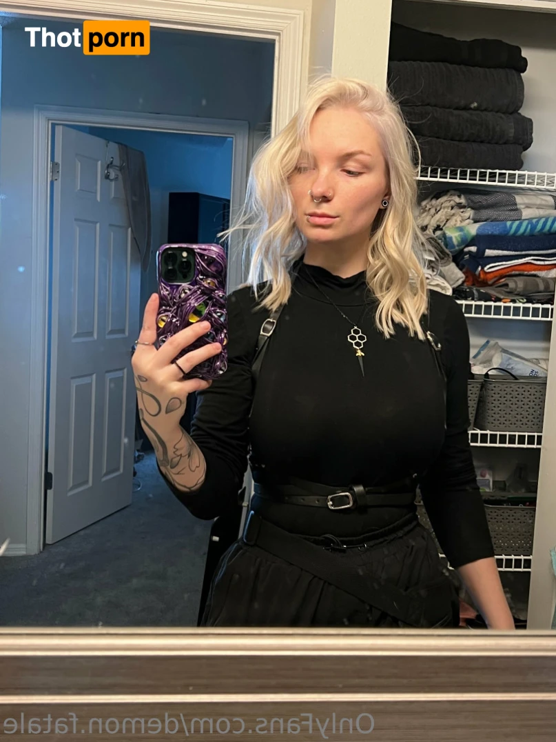 Lilith Jane 15727178