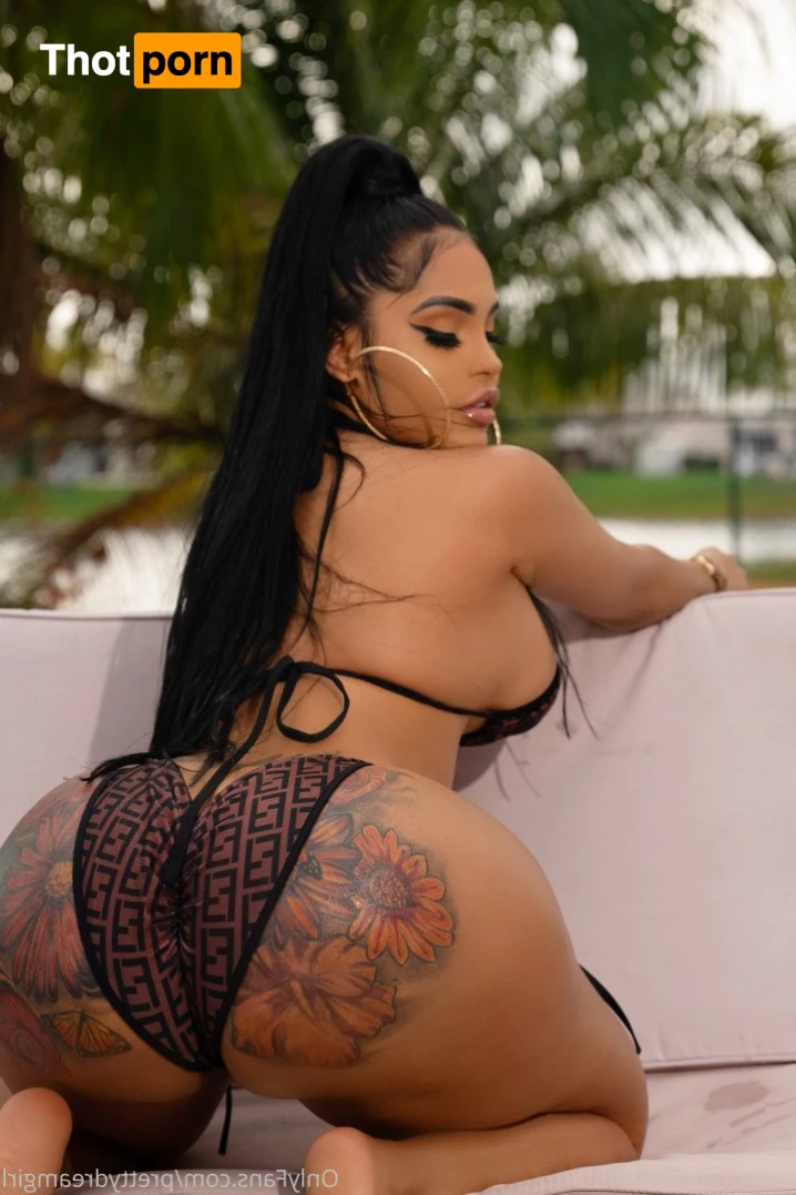 ʚ♡⃛ɞ LILY 976296