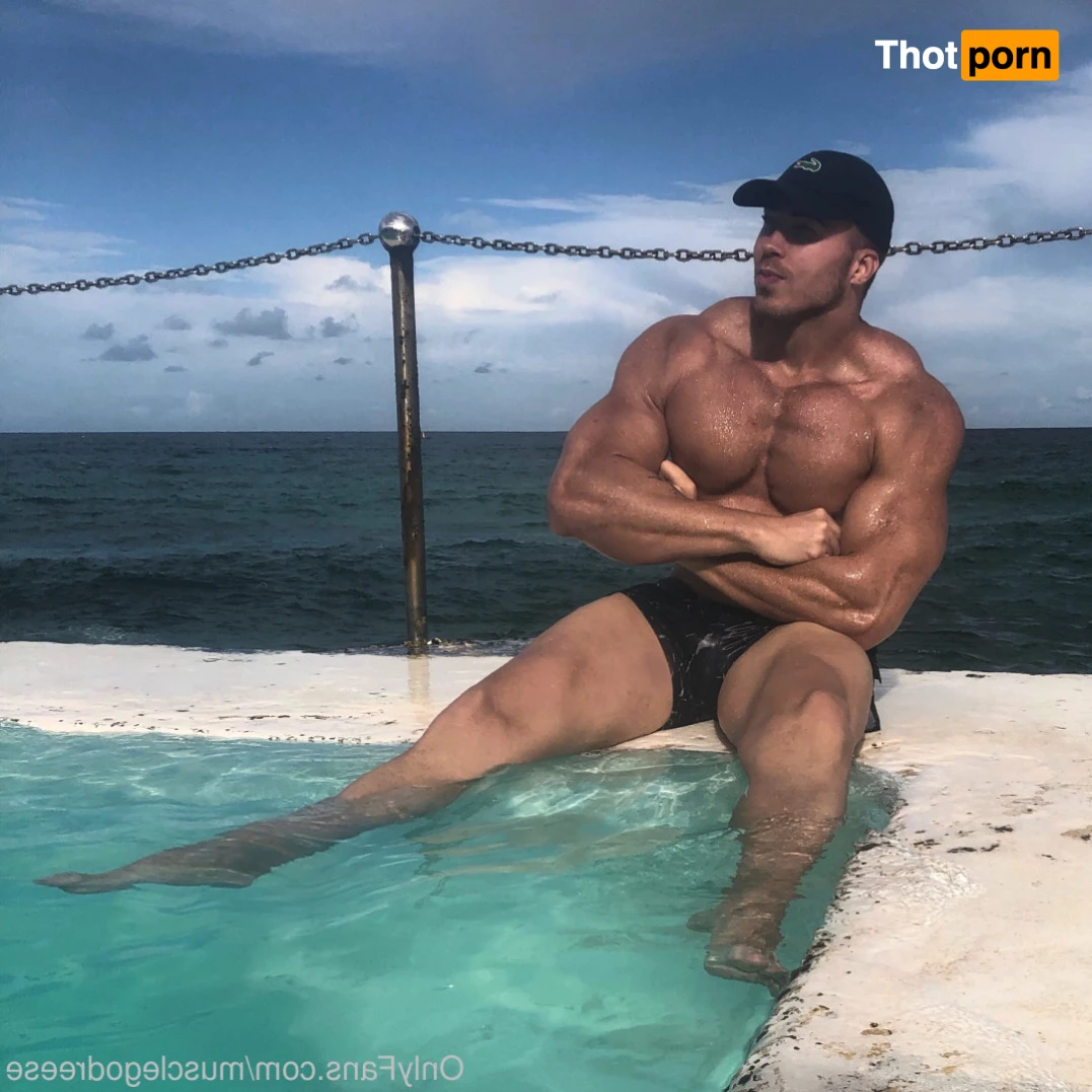 Reese ⚔️ 6'6" &amp; Hung (670+ Wall Posts) 14620973