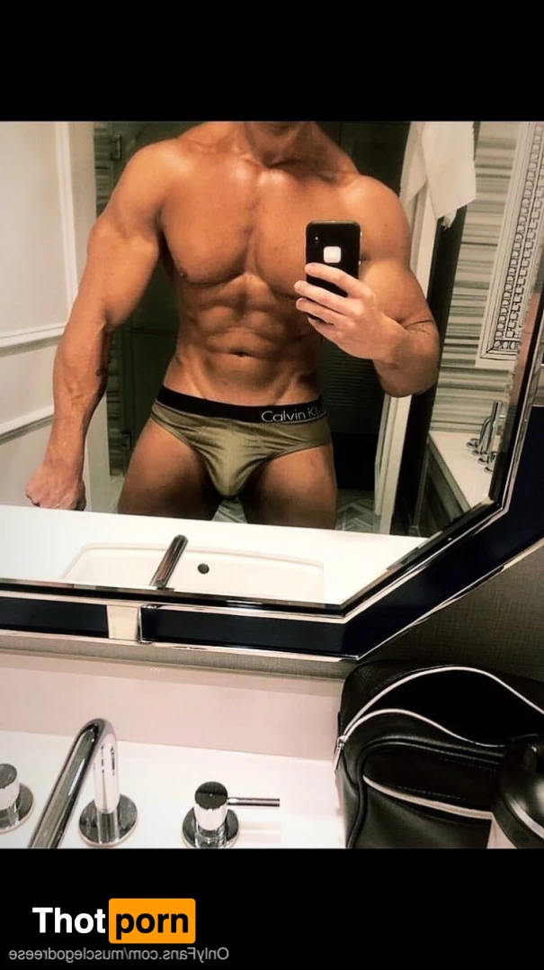 Reese ⚔️ 6'6" &amp; Hung (670+ Wall Posts) 14661592