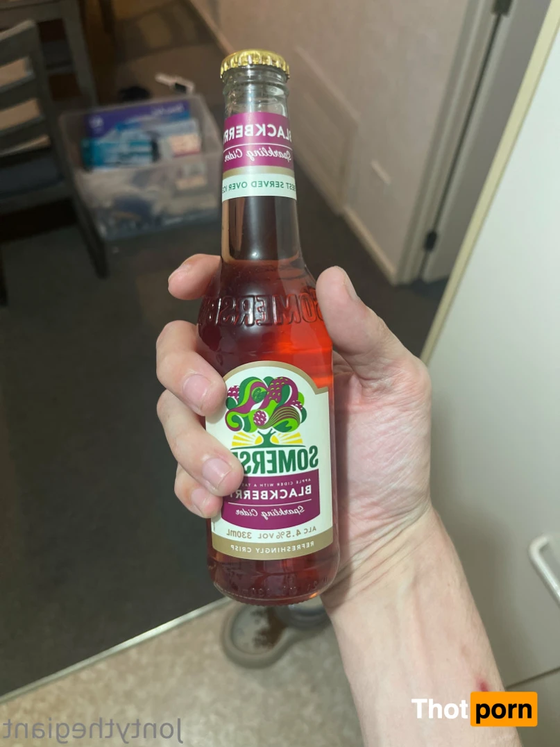 TheGiantKiwi 15613596