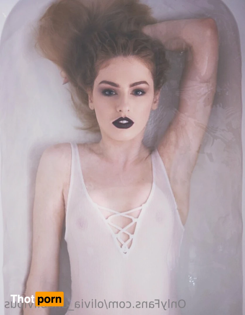 olivia_unoblivious 14397446