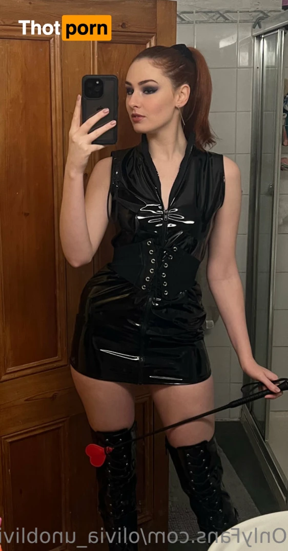 olivia_unoblivious 14414435