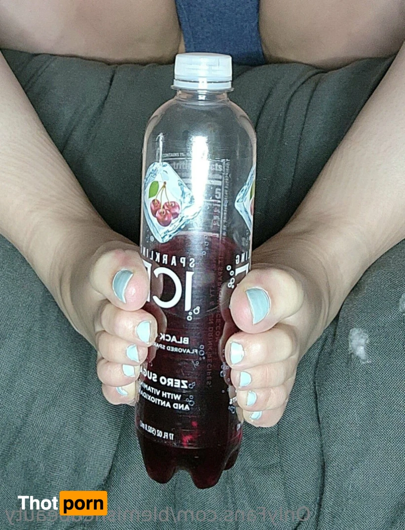 Blemished Beauty 16032231