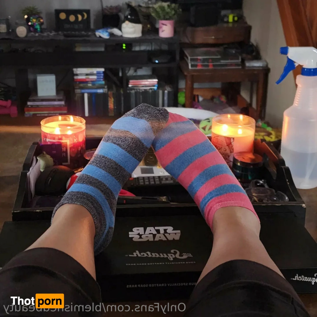 Blemished Beauty 16048114