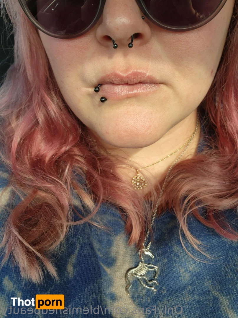 Blemished Beauty 16077148