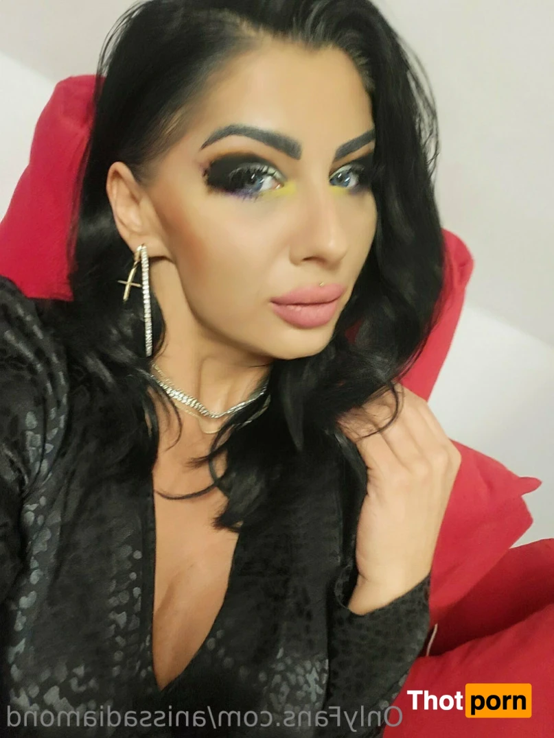 anissadiamond 12280565