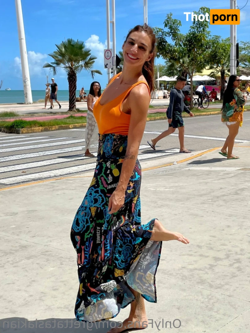 Gretta Taslakian 16389596