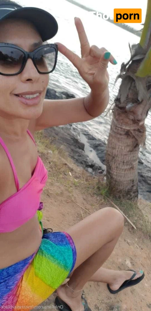 Mistress V Black 14608286