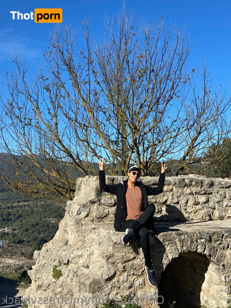 Mistress V Black 14608740